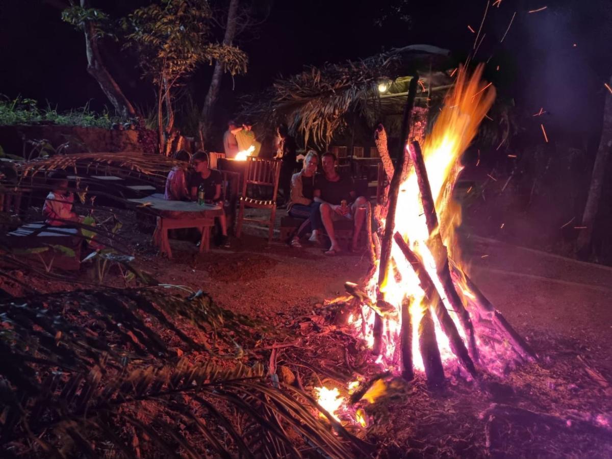 Готель Ella Glamping Екстер'єр фото
